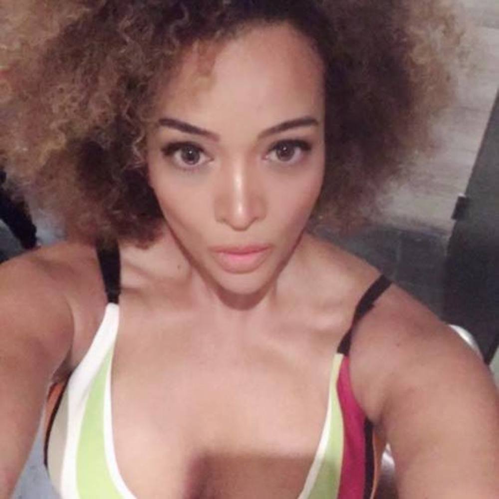 Meet your Posher, Rosa